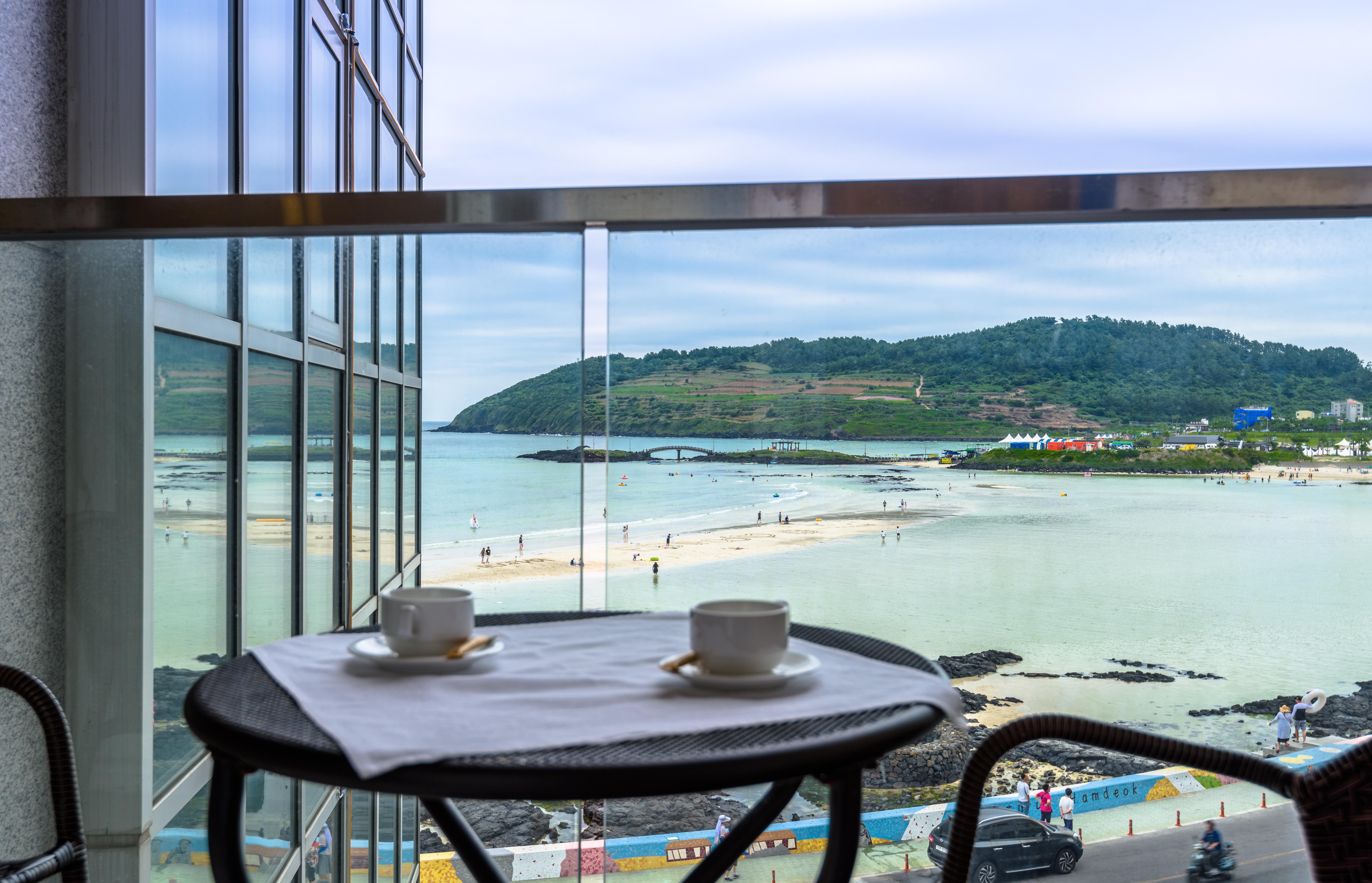 Aimi Jeju Beach Hotel Exterior foto
